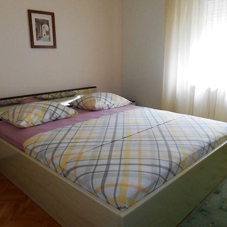 Apartments Bresan Трогир Экстерьер фото